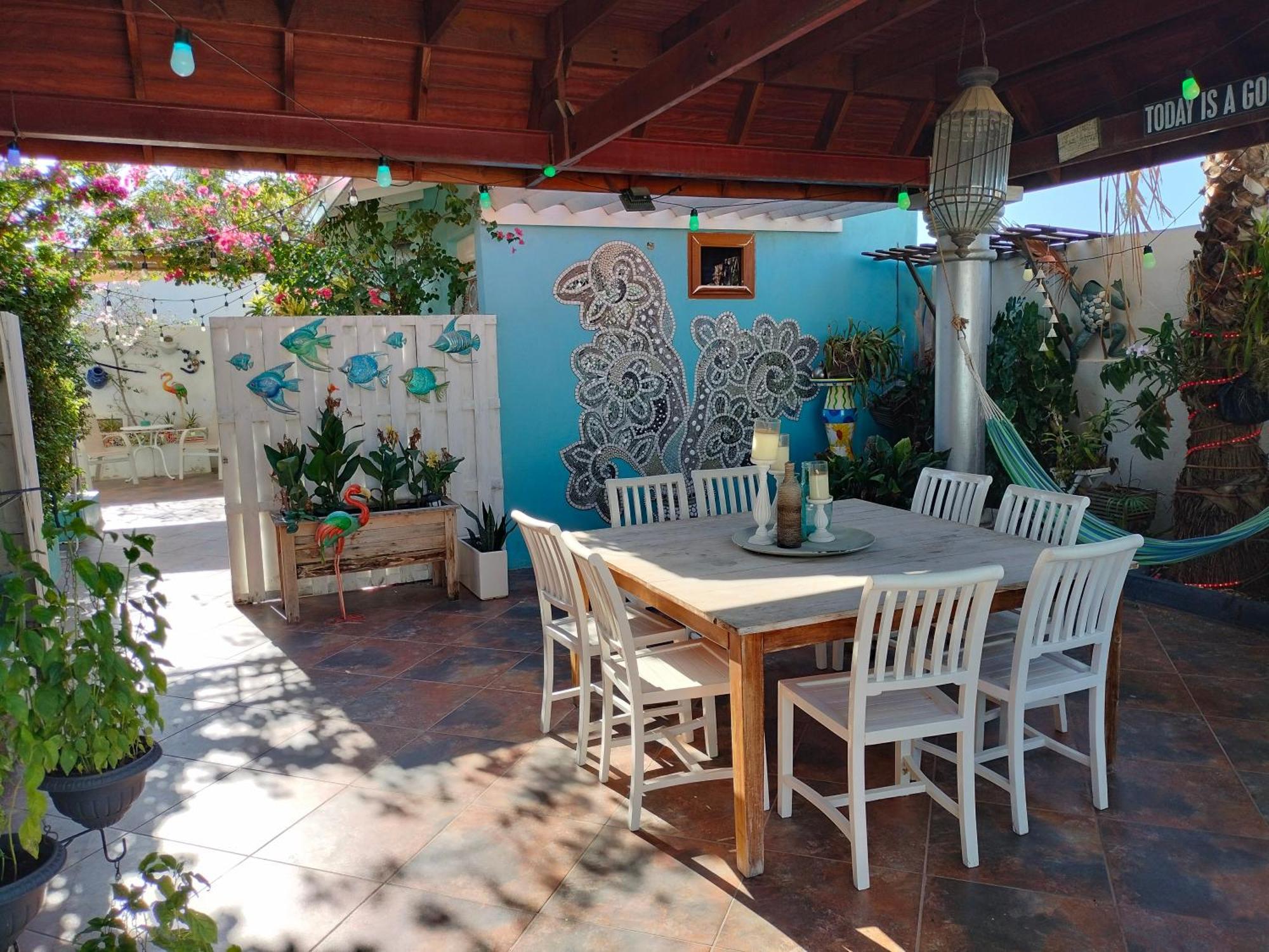 Sandcastle Beach Apartments Палм Бийч Екстериор снимка